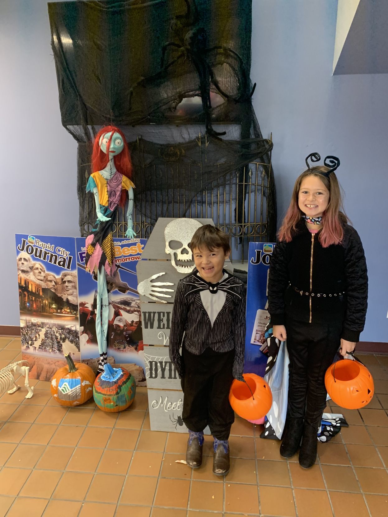 Halloween Pictures to run in Thursday's paper 145.JPG